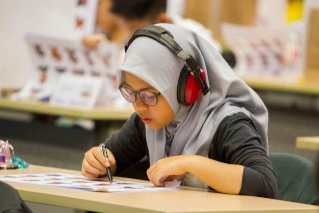 Siswi Sulawesi Tengah Raih Medali di Singapura