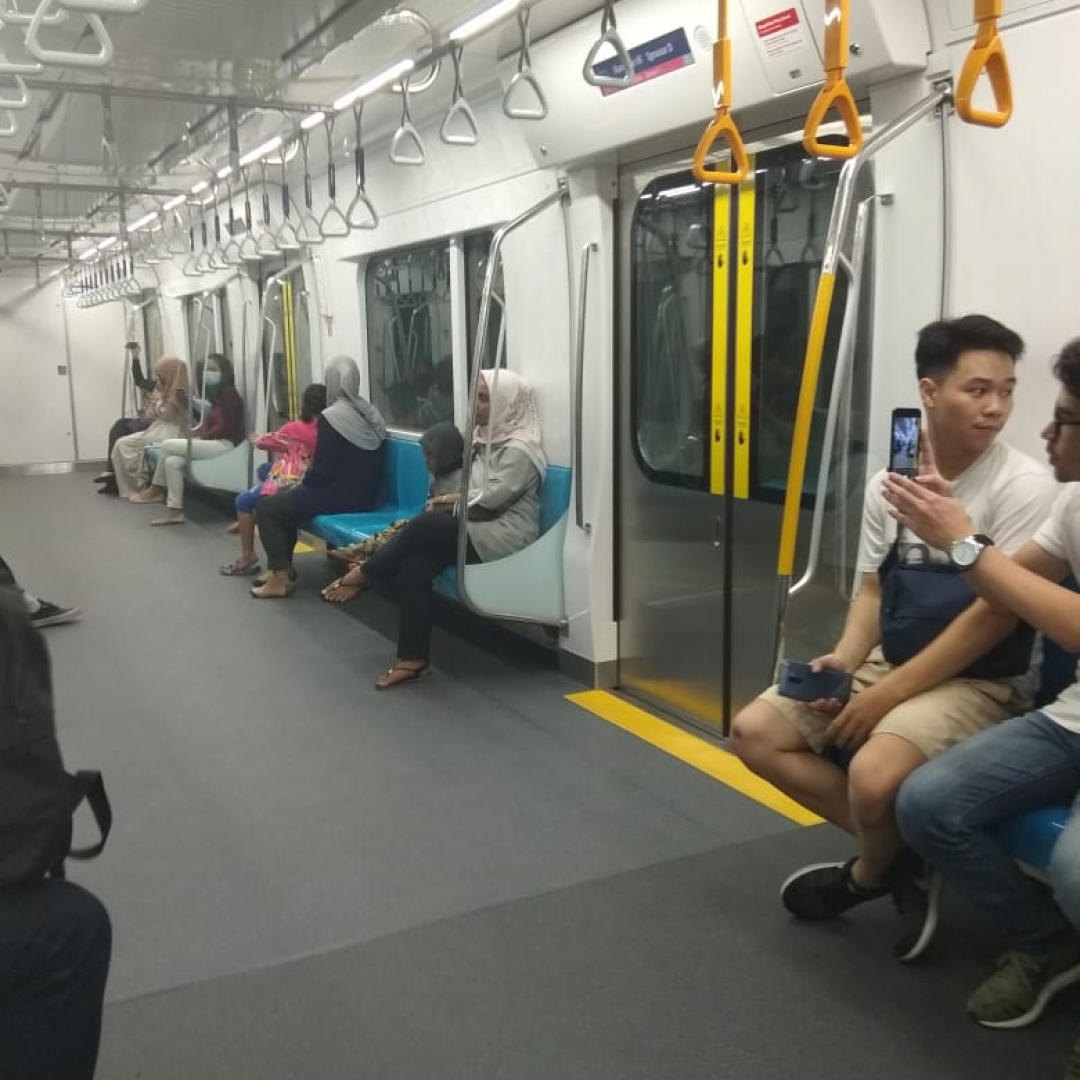 Keren, MRT di Jakarta Berikan Kenyamanan Total untuk Penumpang